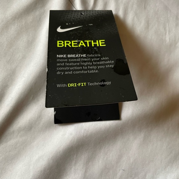 Nike NWT Grey DriFit Shirt, Sz L - Picture 6 of 6